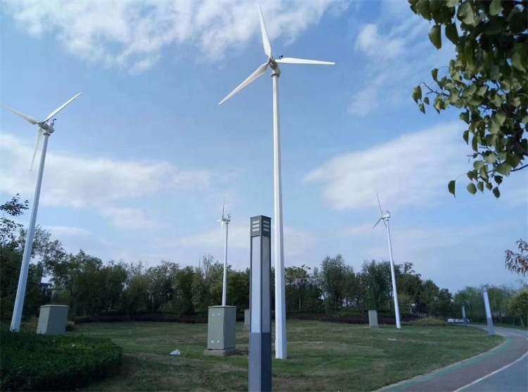 5KW風力タービン発電機と5KW太陽光パネルのハイブリッド電 - Wind Turbine Generator のレビューと価格
